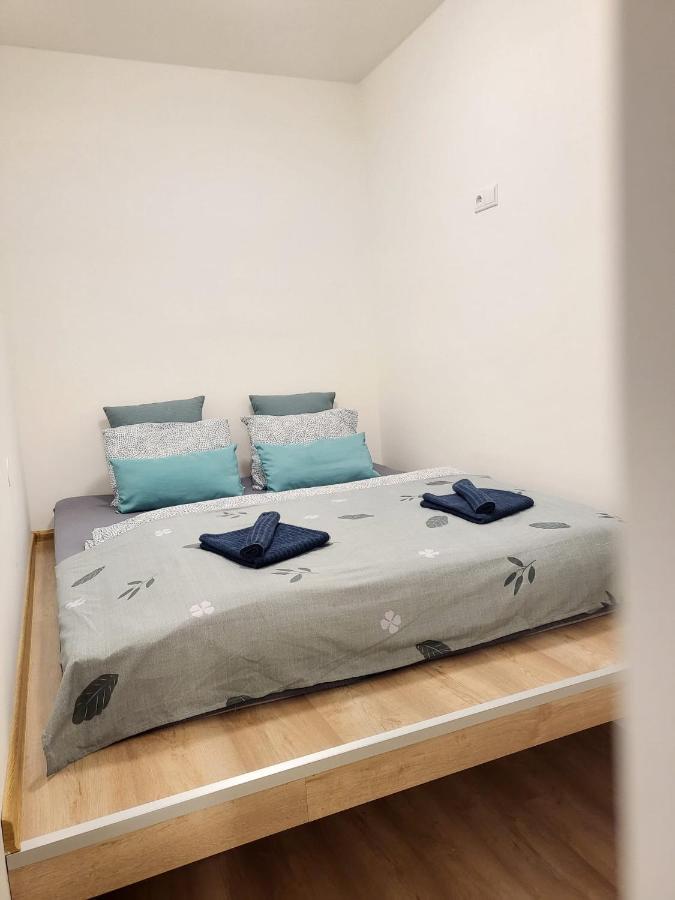 Velky Apartman 3 Bratysława Zewnętrze zdjęcie